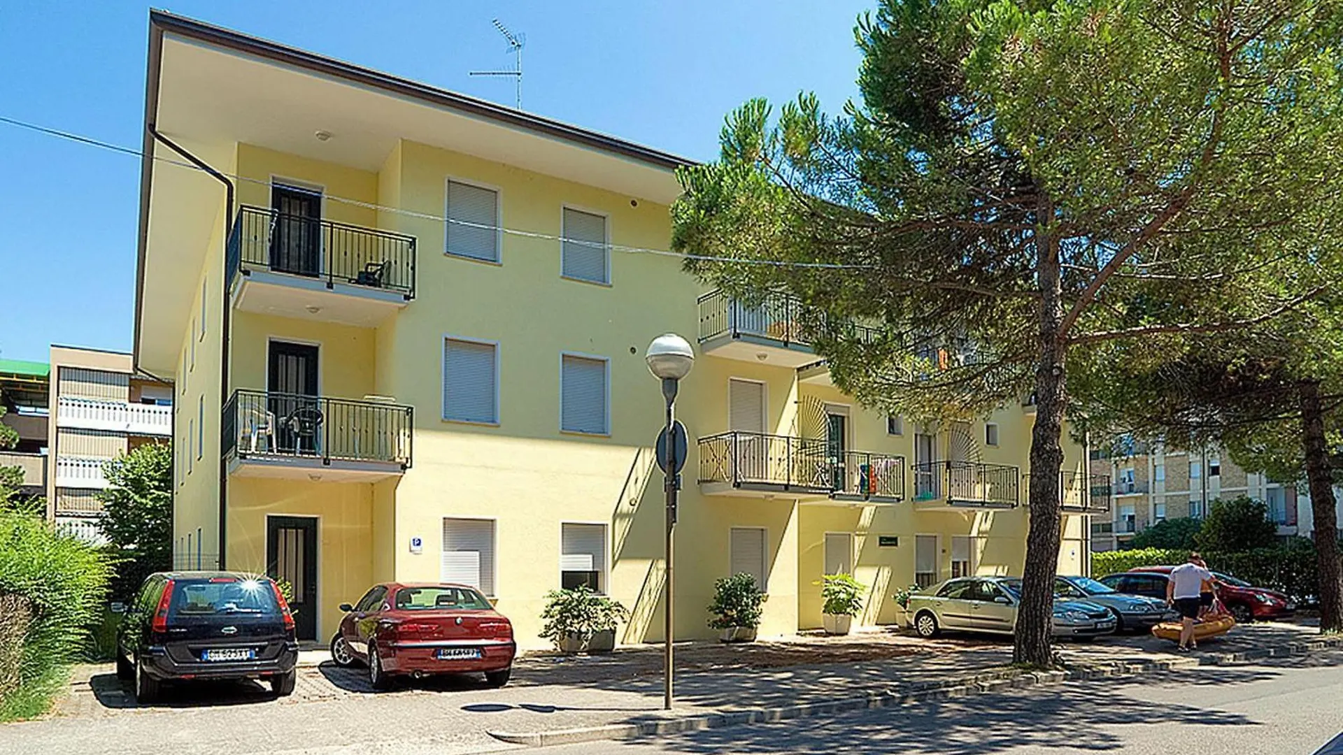 Condominio Brionetta contacts